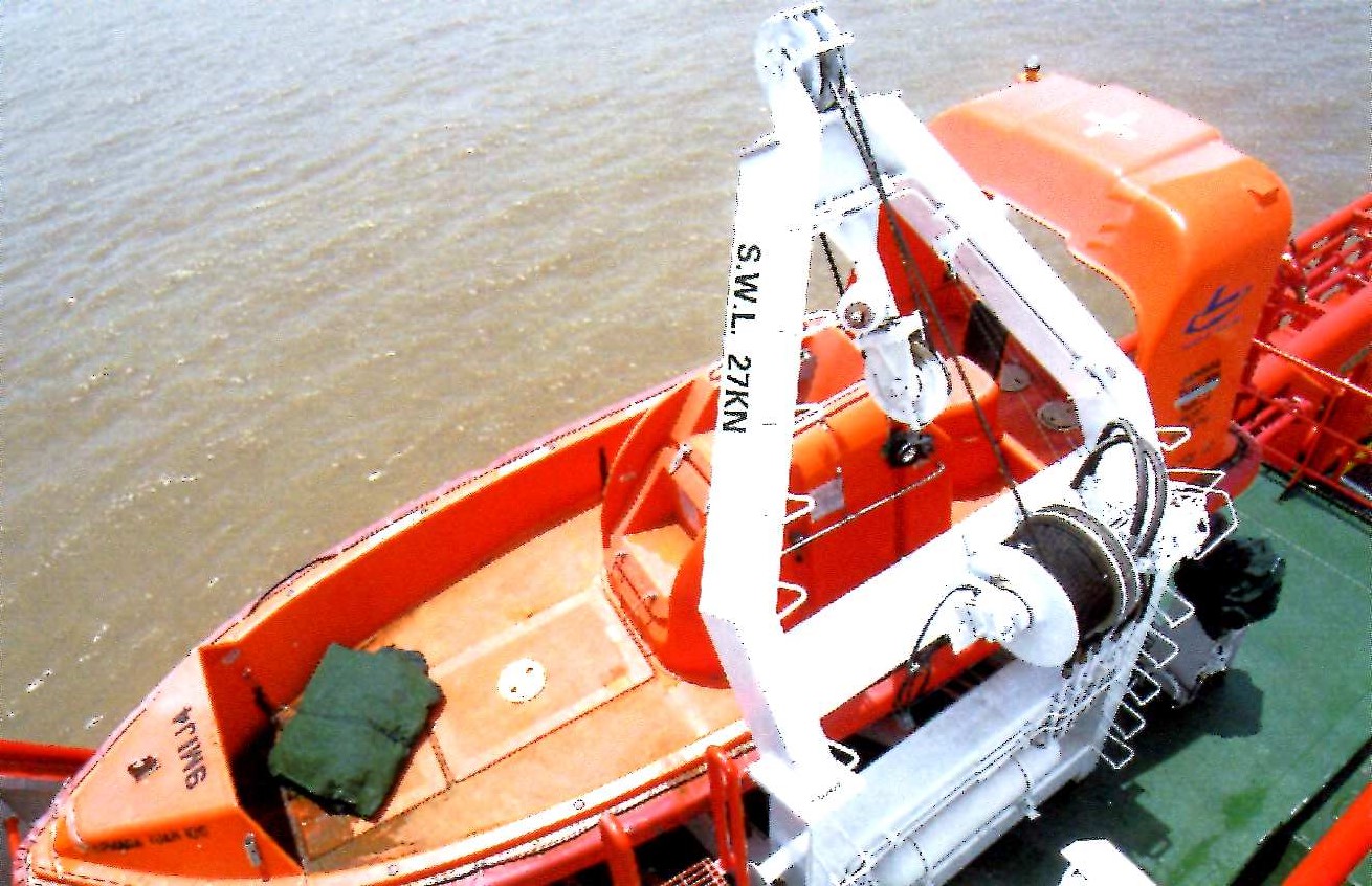 Type A fast rescue boat davit