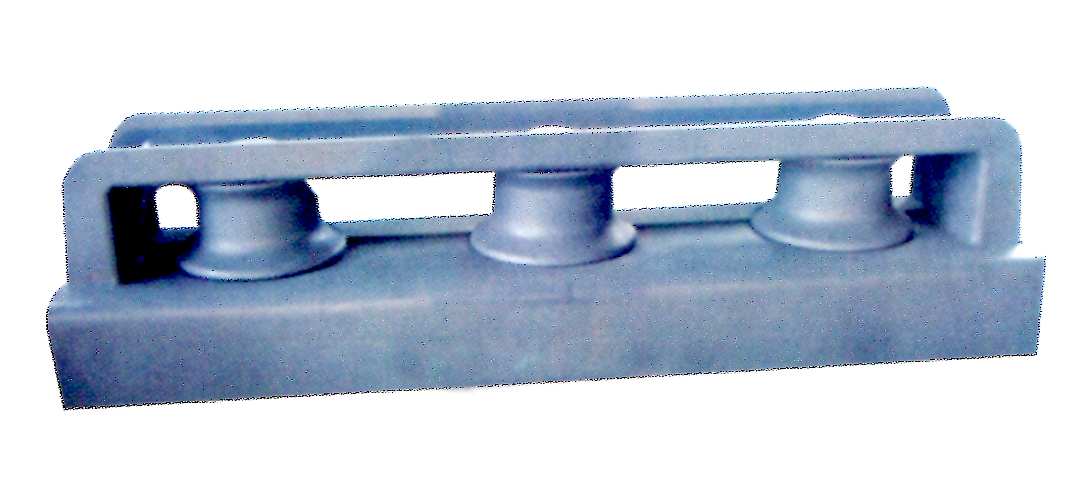 closed type three-roller fairlead