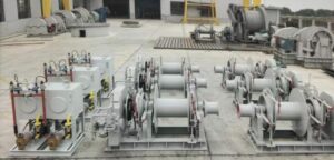 Combined windlass & mooring winch