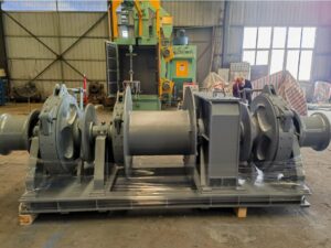 Electric combined windlass