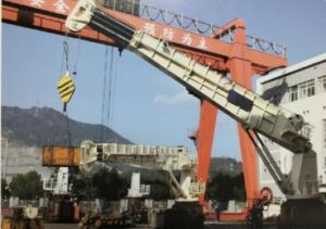 Hydraulic telescope crane